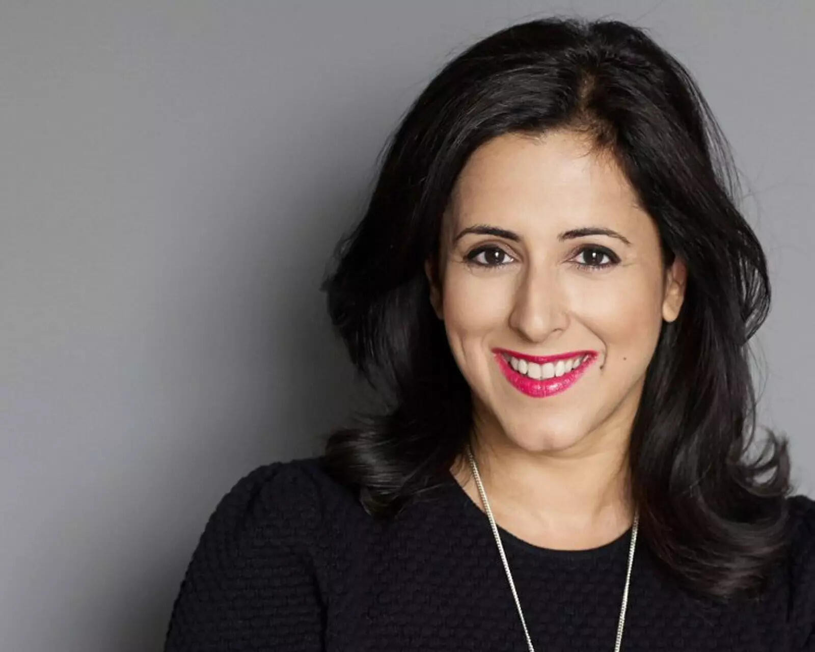 Headshot of Anita Anand