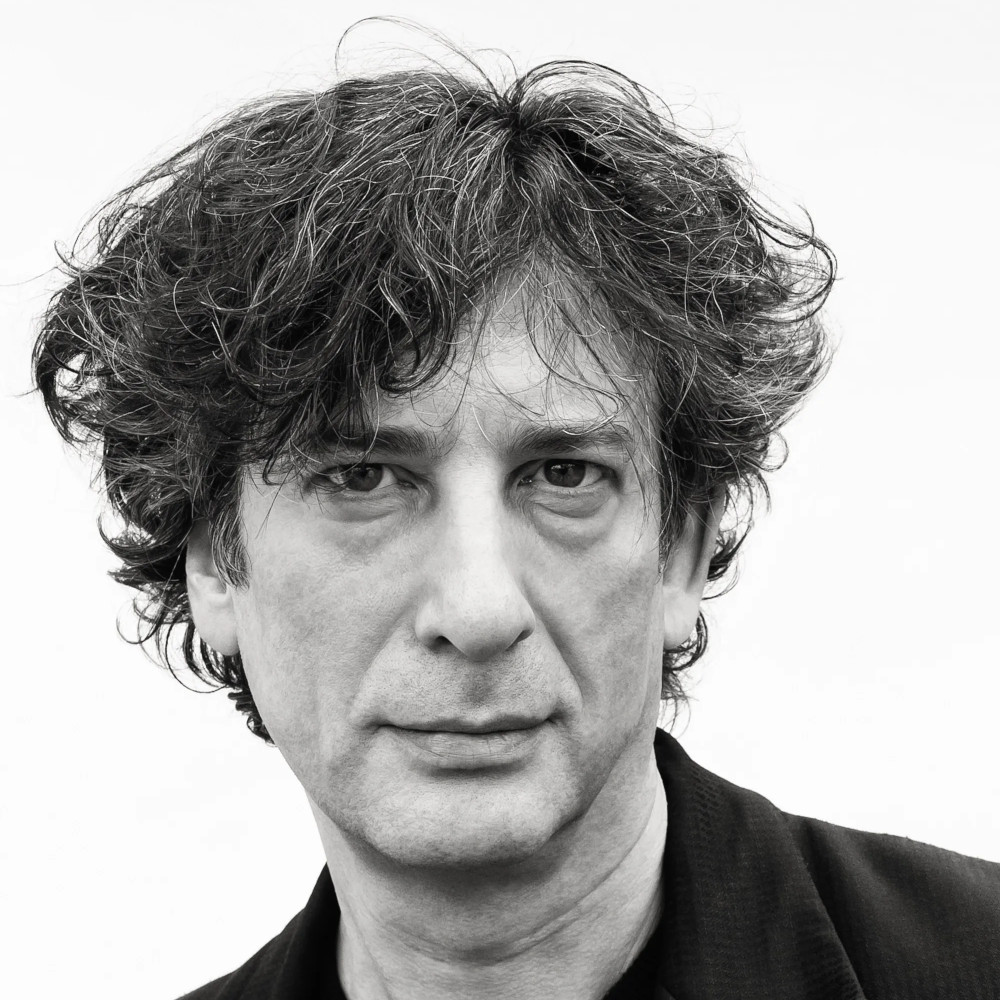 Headshot of Neil Gaiman